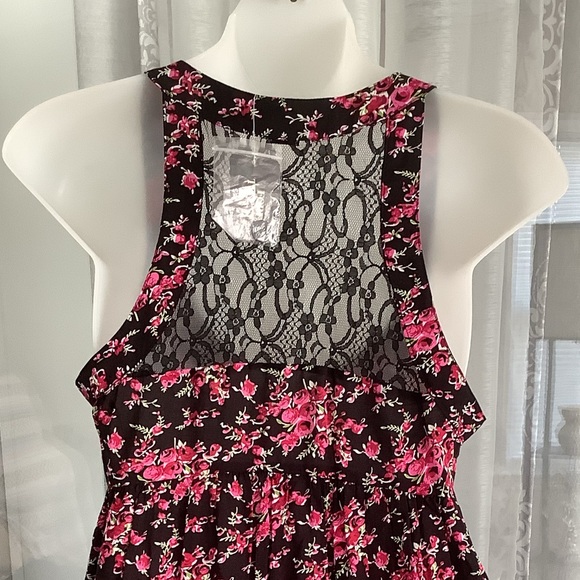 FOREVER 21 FLORAL LACE DRESS - Picture 3 of 5